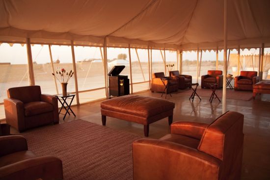 SUJÁN The Serai in Wüste Thar:  Lounge Bar
