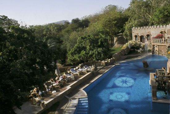 The Ajit Bhawan à Jodhpur:  swimming pool 