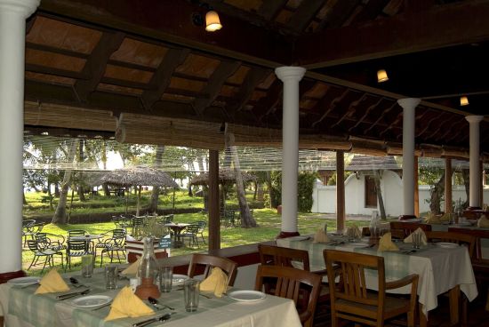 Coconut Lagoon in Kumarakom: f&b:
