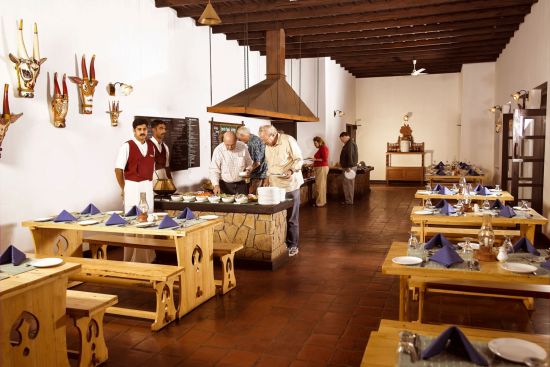 Spice Village in Thekkady: f&b: