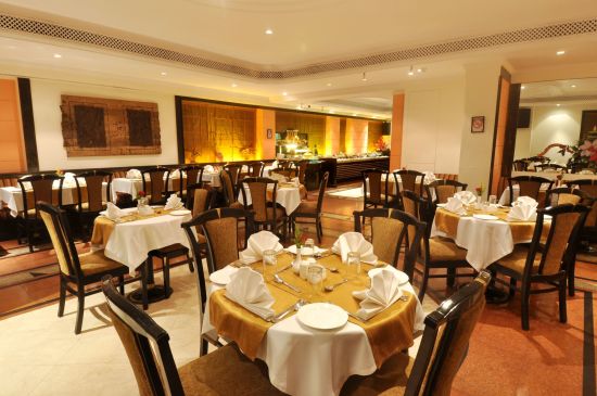 Fariyas in Mumbai:  Tamarind Restaurant