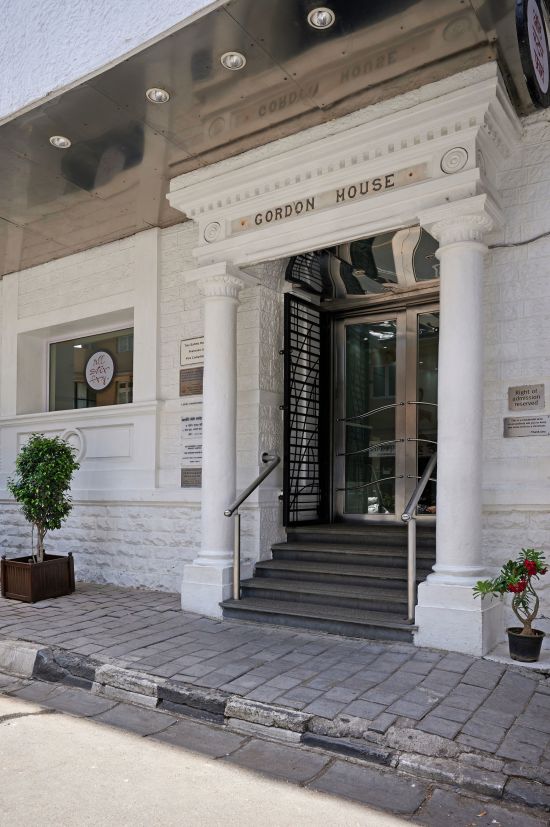 The Gordon House in Mumbai:  Entrance