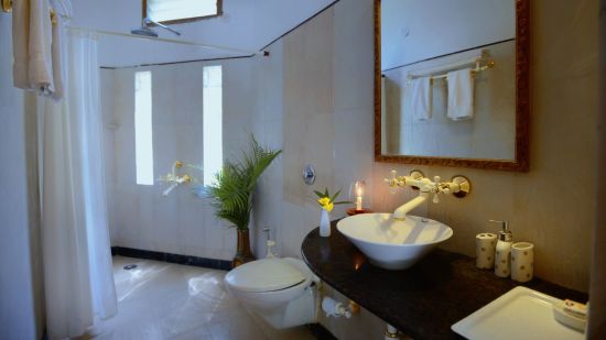 Pench Jungle Camp:  Luxury Tent