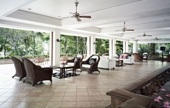 Taj Fisherman's Cove Resort & Spa in Covelong Beach:  Lobby