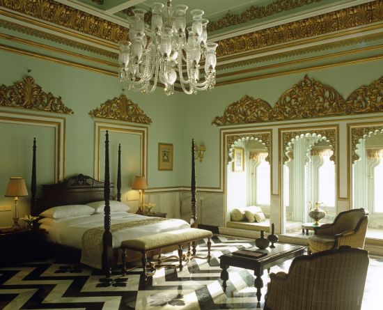 Taj Lake Palace in Udaipur:  Sarva Ritu Suite