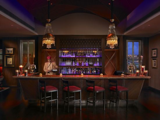 The Leela Palace in Udaipur:  The Library Bar