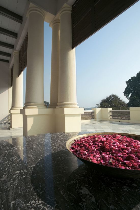 Taj Nadesar Palace à Varanasi: exterior: 