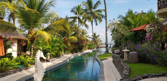 Puri Dajuma Beach Eco-Resort & Spa à Nord de Bali:  Pool Bendega - Swimming lane