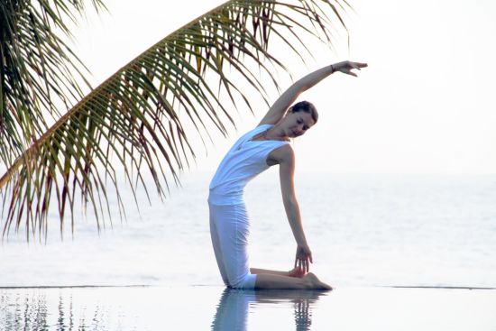 Siddhartha Oceanfront Resort & Spa à Ouest de Bali:  Yoga Pose