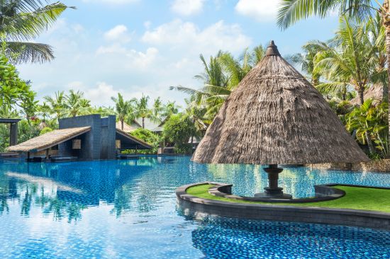 The St. Regis Bali Resort in Südbali:  Expansive Salt Water Lagoon