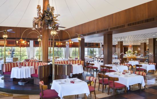 The St. Regis Bali Resort in Südbali:  Boneka Restaurant - Daylight