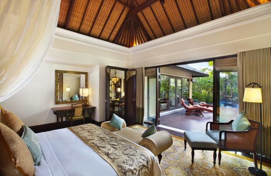 The St. Regis Bali Resort in Südbali:  St. Regis Lagoon Villa | Bedroom