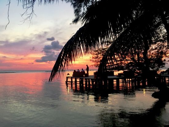 Kura Kura Resort in Karimunjawa: beach: facilities: Sunset Lounge