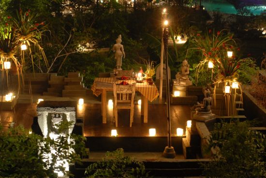 Tugu Lombok:  Hening Swarga Temple - Quixotic Dreams Dinner