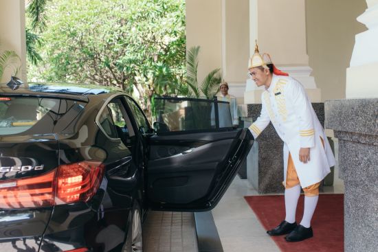 Raffles Hotel Le Royal à Phnom Penh: Doorman