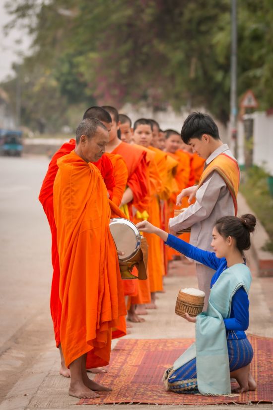 Homm Souvannaphoum Luang Prabang:  Alms Giving