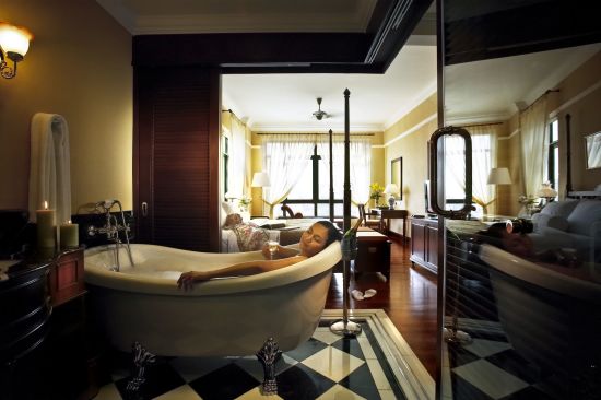 The Majestic Malacca:  Deluxe | bathroom