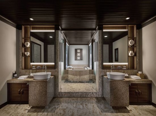 Pangkor Laut Resort:  Tropical Hill Villa | Bathroom