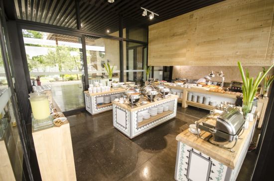 Amorita Resort à Bohol:  Saffron Breakfast