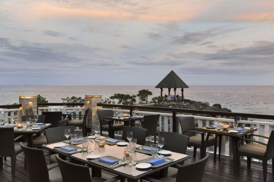 Shangri-La's Mactan Resort & Spa in Cebu:  Cowrie Cove