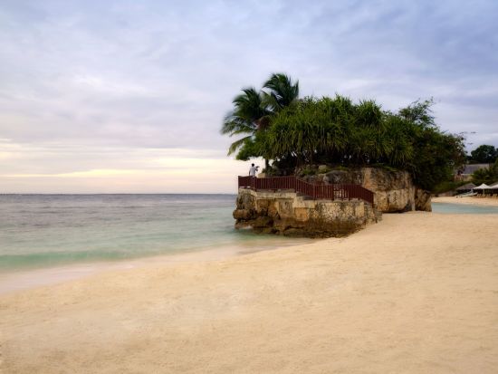 Shangri-La's Mactan Resort & Spa in Cebu:  Beach