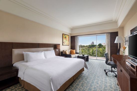 Shangri-La's Mactan Resort & Spa in Cebu:  Premier | King 