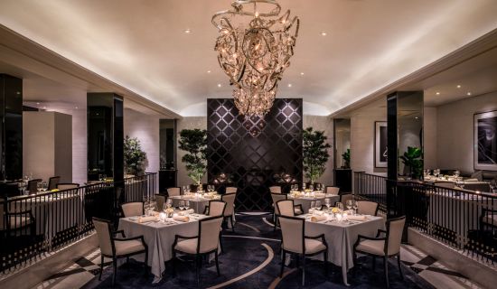 The Peninsula à Manille:  Old Manila