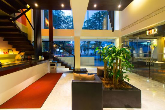 The Picasso à Manille:  Lobby