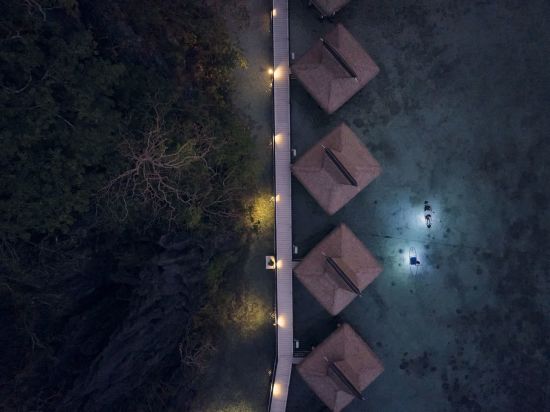 El Nido Resorts Lagen Island à Palawan:  Clear Kayak and Paddleboard