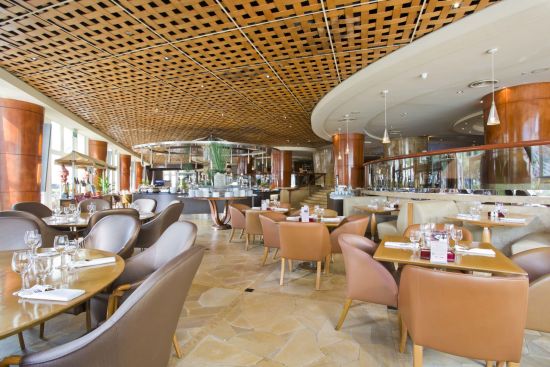 The Fullerton à Singapour: Town Restaurant - Restaurant Interior Lower Deck Main