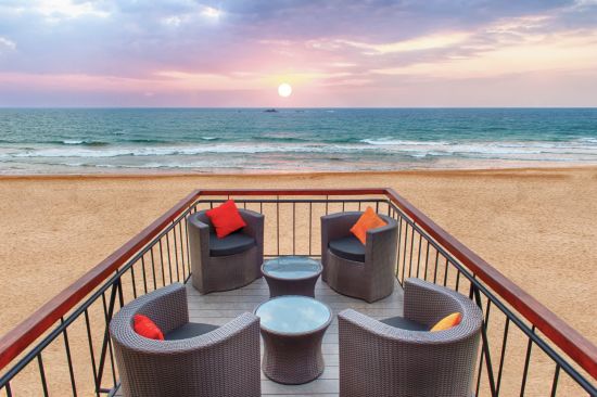 Thaala Bentota Resort:  beach: f&b: Sunset Views from The Loft