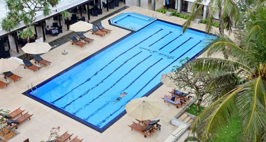 Goldi Sands à Negombo:  pool