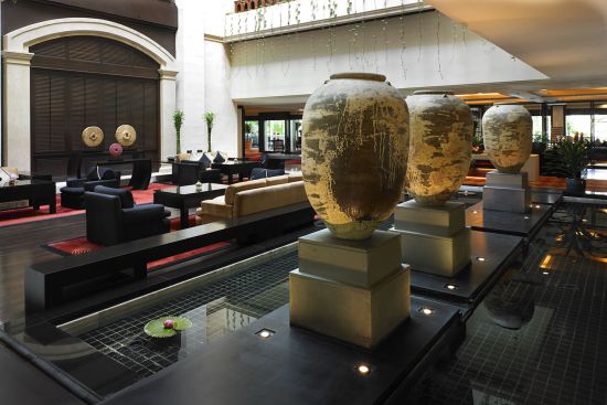 Anantara Riverside Bangkok Resort:  Lobby