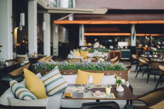 Anantara Riverside Bangkok Resort:  Sala Lakorn 