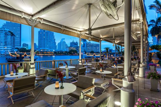 The Peninsula Bangkok:  River Bar