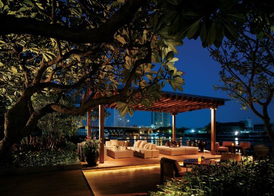 Shangri-La Bangkok:  NEXT2 Cafe