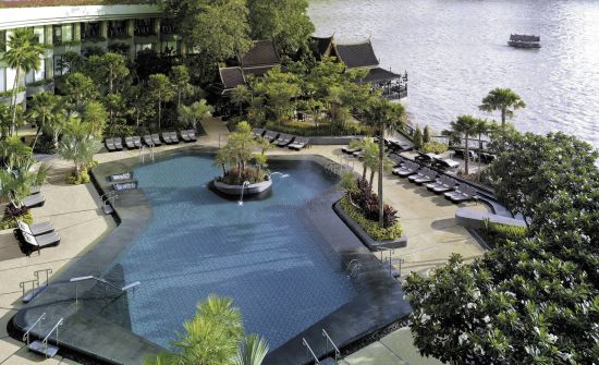 Shangri-La Bangkok:  Pool