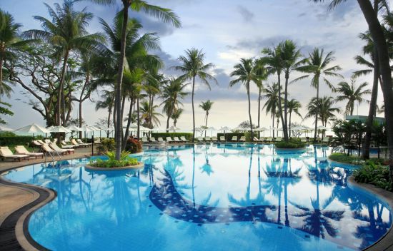 Centara Grand Beach Resort & Villas Hua Hin:  Railway Pool