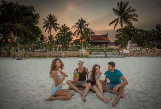 Centara Grand Beach Resort & Villas Hua Hin:  Beach