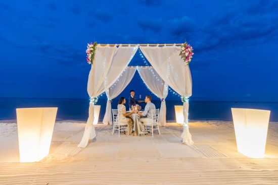 InterContinental Hua Hin Resort:  Beach Cabana