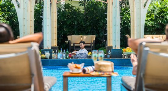 InterContinental Hua Hin Resort:  Pool Bar