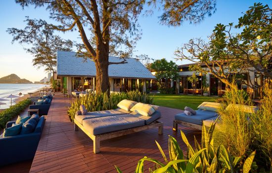 Let's Sea Hua Hin Al Fresco Resort:  Exterior Beachfront with Bar & Restaurant