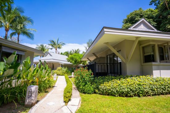 Moracea by Khao Lak Resort:  Hotel exterior