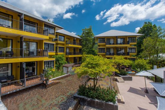 Moracea by Khao Lak Resort:  Hibiscus Pool Access Room