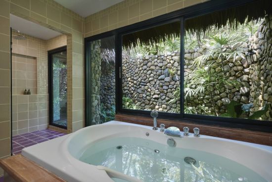 Khaolak Paradise Resort in Khao Lak: Villa Side Seaview