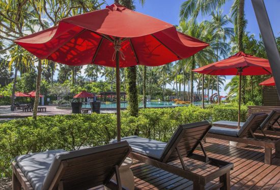 Ramada Resort by Wyndham Khao Lak:  Deluxe Lanai Room