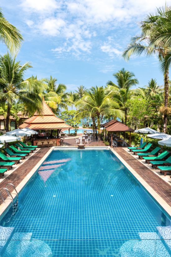 Khao Lak Bayfront Resort:  Pool