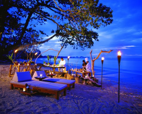 The Sarojin à Khao Lak:  Private Dining | Beach