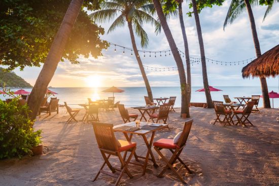 Anantara Rasananda Koh Phangan Villas à Ko Phangan:  The Bistro at The Beach