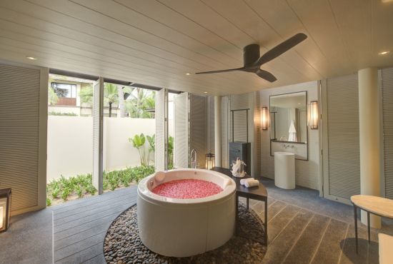 Layana Resort & Spa à Ko Lanta:  Ocean Deluxe Villa | Bath
